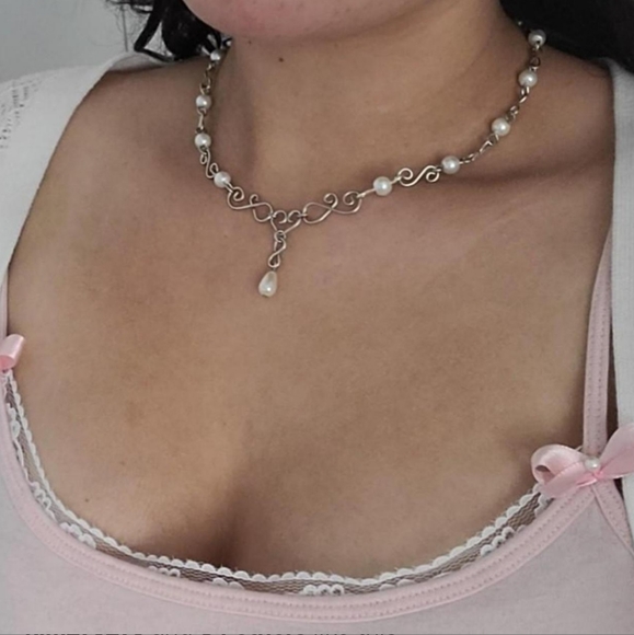 Pearl Choker - Picture 1 of 2